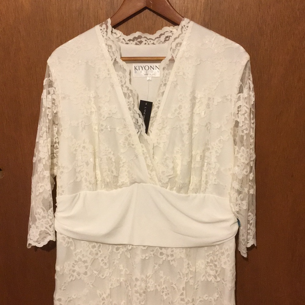 Ivory Lace Kiyonna Bridal Gown
